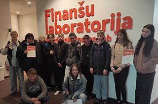 kegumaskola 2024 finansu laboratorija 8a