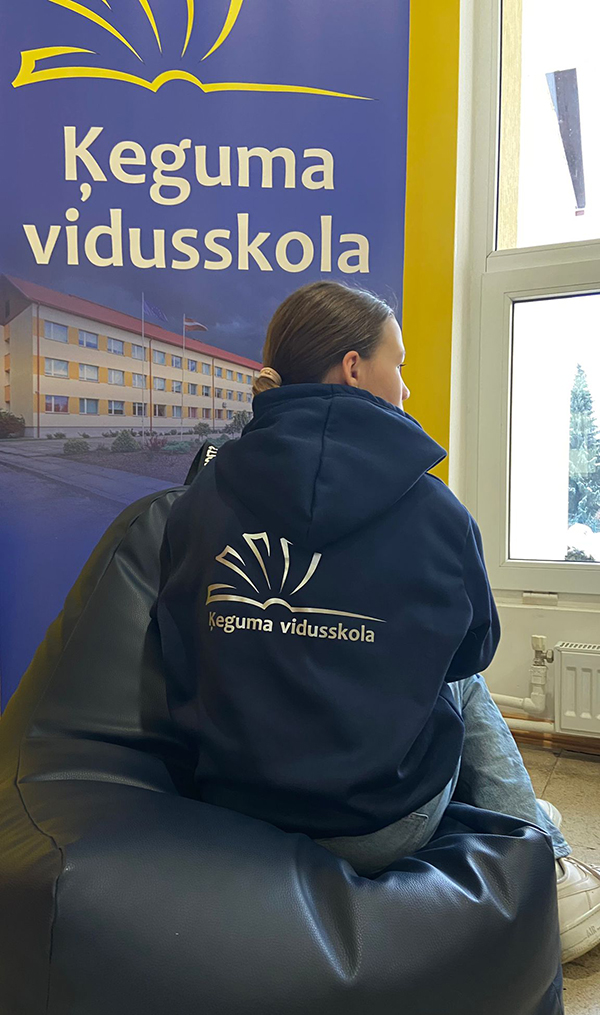 kegumaskola 2024 skolas apgerbs
